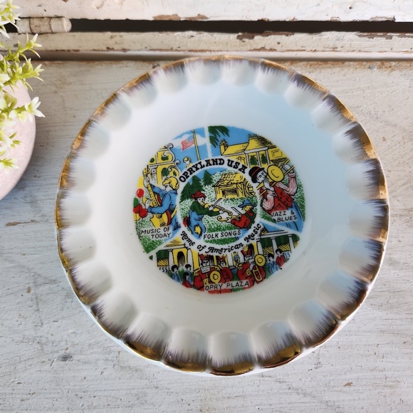 VTG Nashville Tennessee Opryland Porcelain Souvenir Ashtray- Collectible Ashtray - Picture 10 of 10